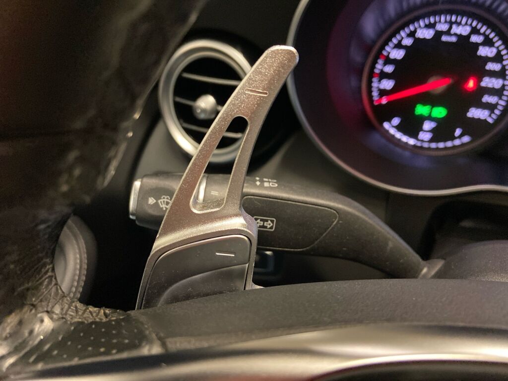 Mercedes-Benz C 2018 Musta