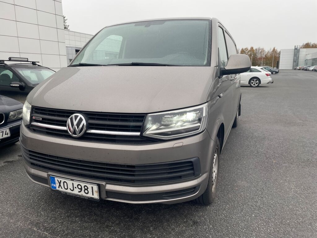 Volkswagen Transporter 2018 Ruskea (beige)