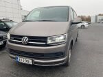 Volkswagen Transporter 2018 Ruskea (beige)