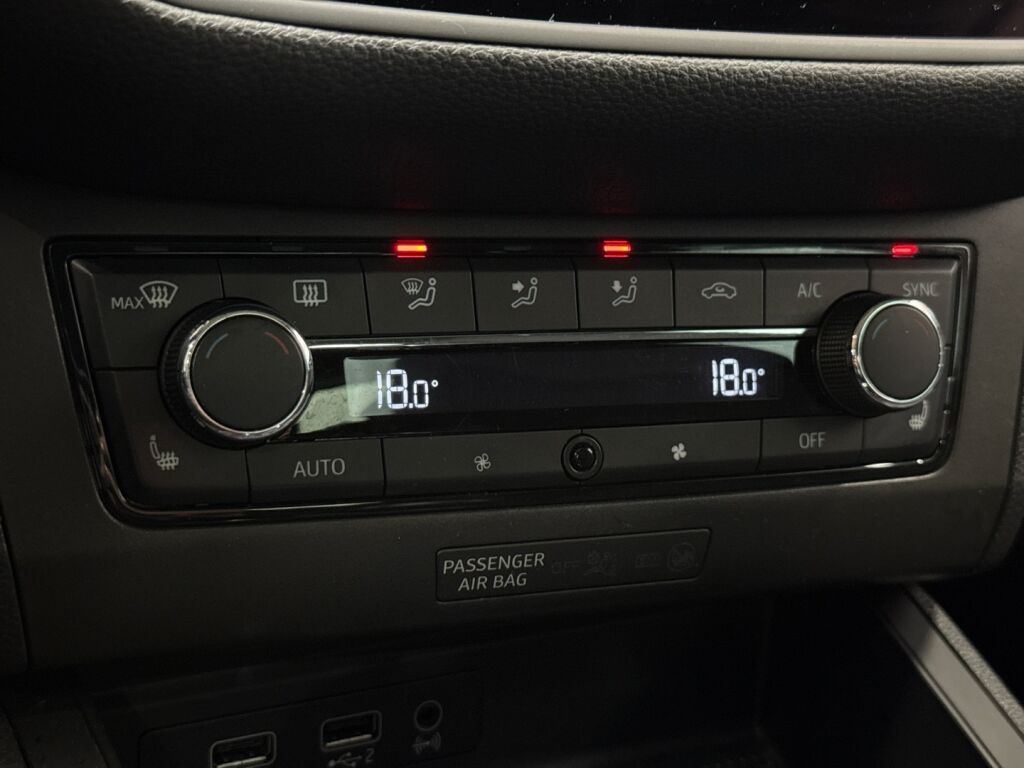 Seat Ibiza 2017 Ruskea (beige)