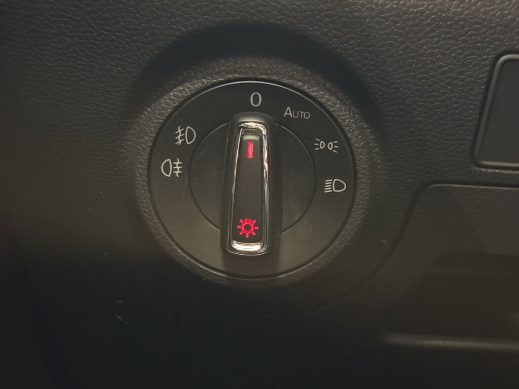 Seat Ibiza 2017 Ruskea (beige)