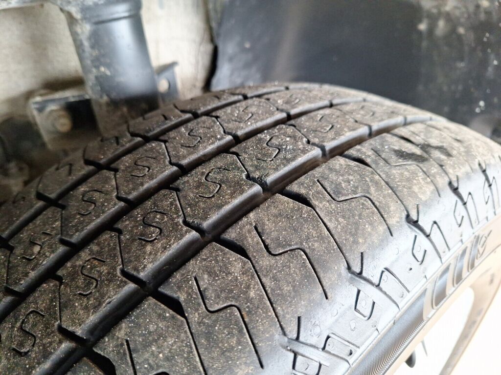 Volkswagen Transporter 2018 Musta