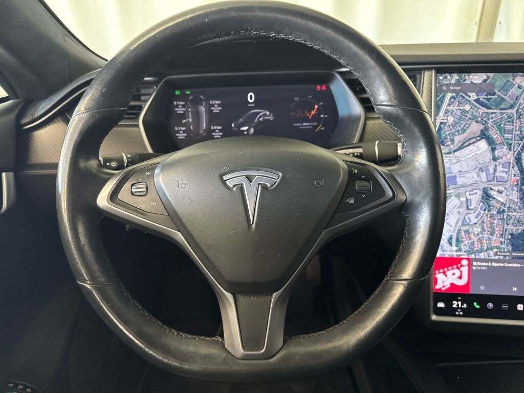 Tesla Model S 2019 Musta