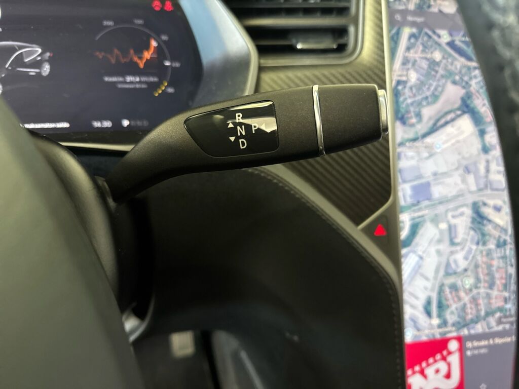 Tesla Model S 2019 Musta