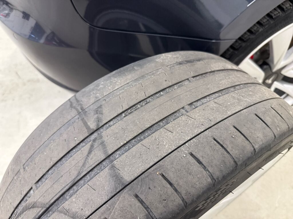 Tesla Model 3 2019 Harmaa