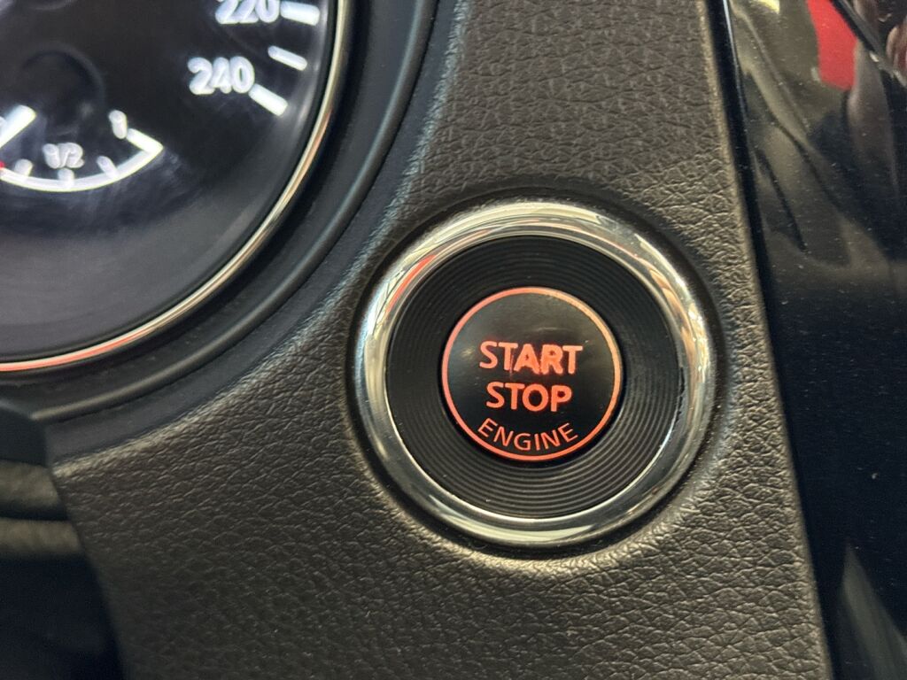 Nissan X-Trail 2018 Musta