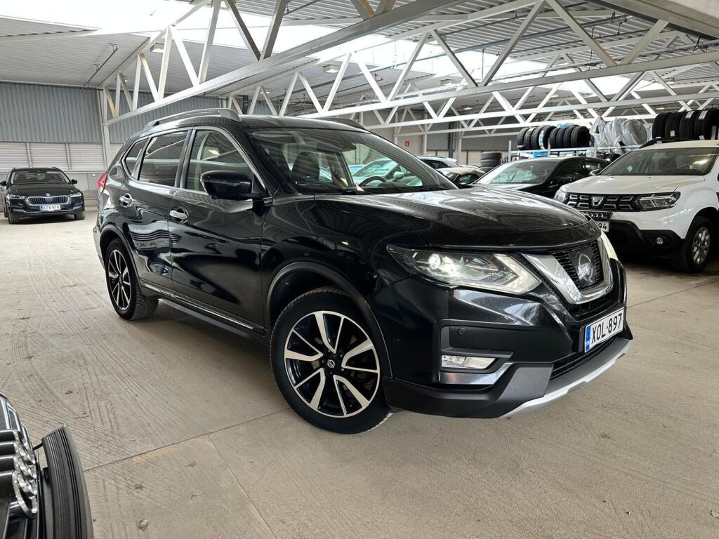 Nissan X-Trail 2018 Musta
