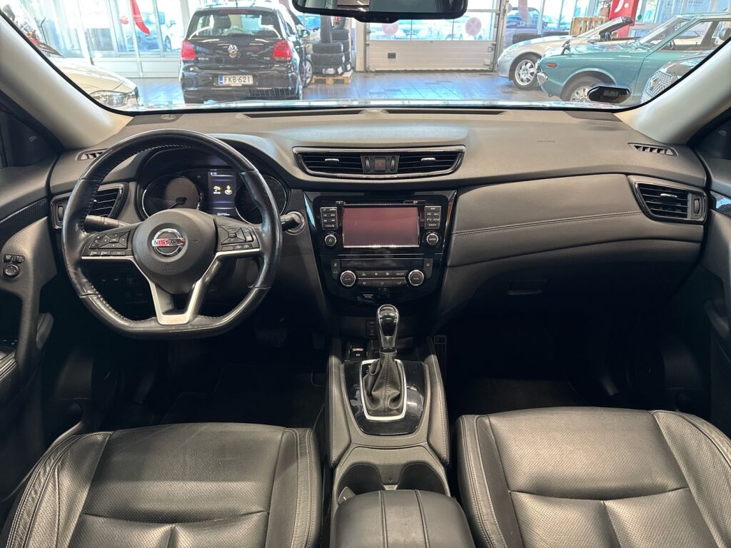 Nissan X-Trail 2018 Musta
