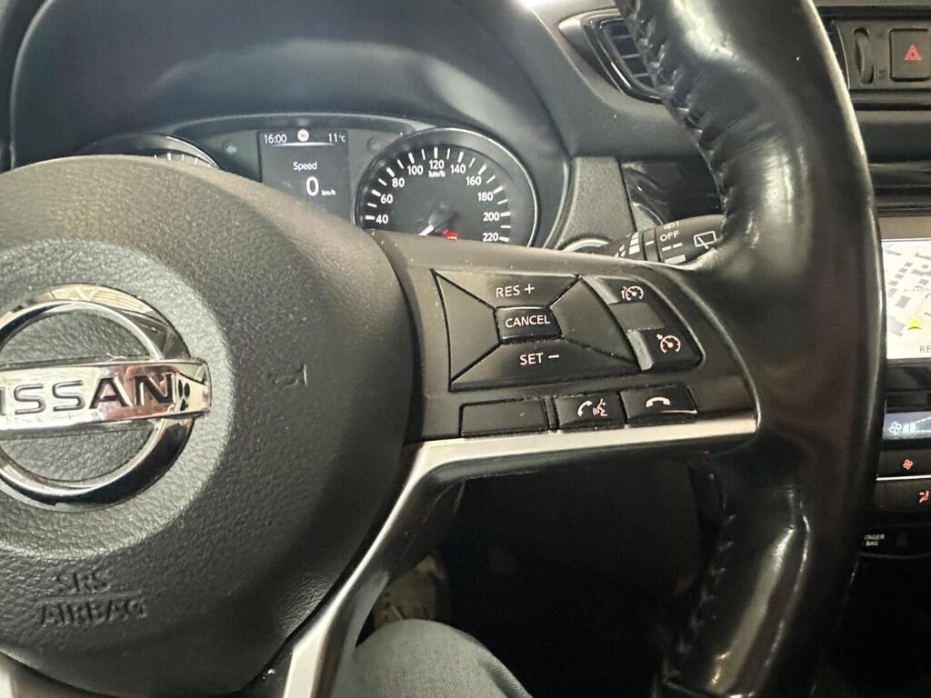 Nissan X-Trail 2018 Musta