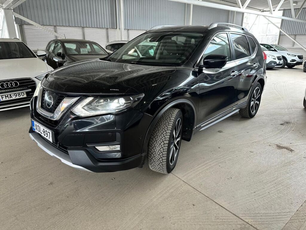 Nissan X-Trail 2018 Musta