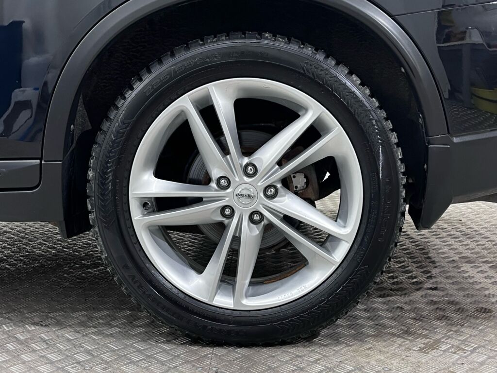 Nissan X-Trail 2018 Musta