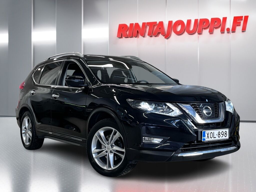 Nissan X-Trail 2018 Musta