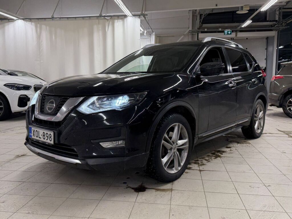 Nissan X-Trail 2018 Musta