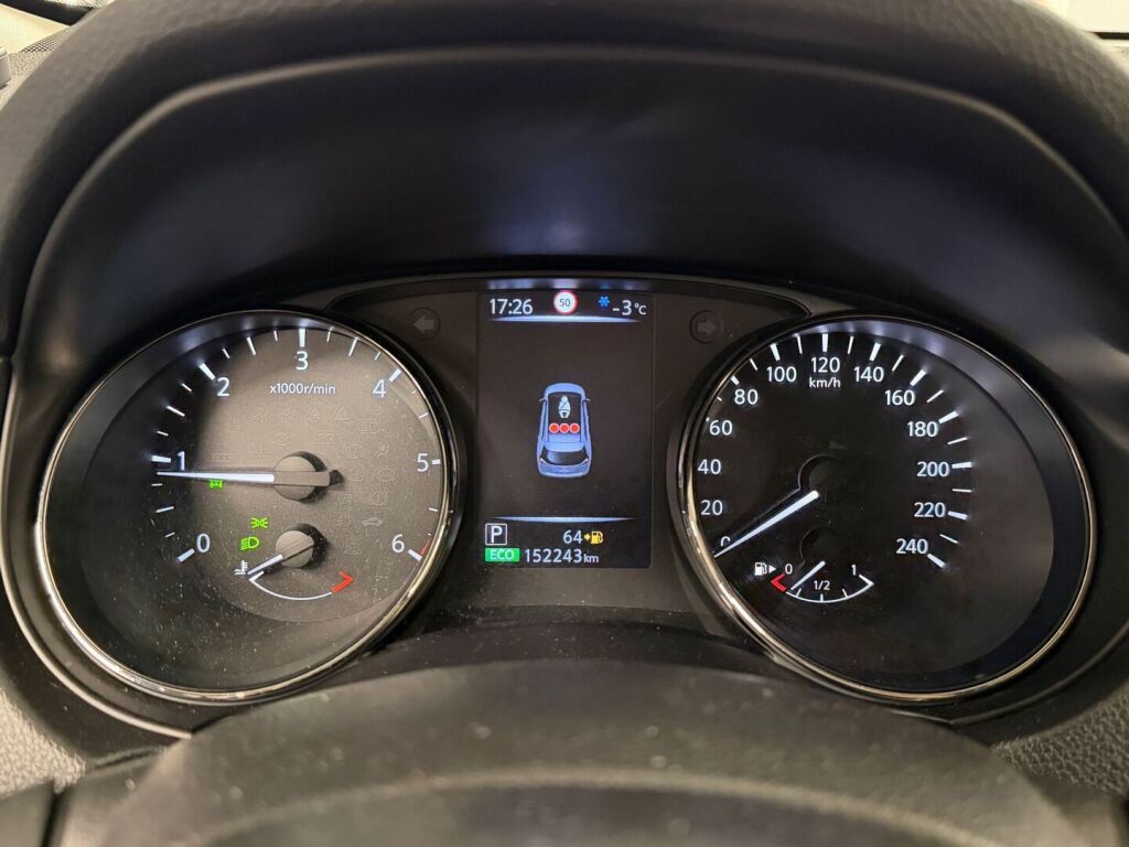 Nissan X-Trail 2018 Musta