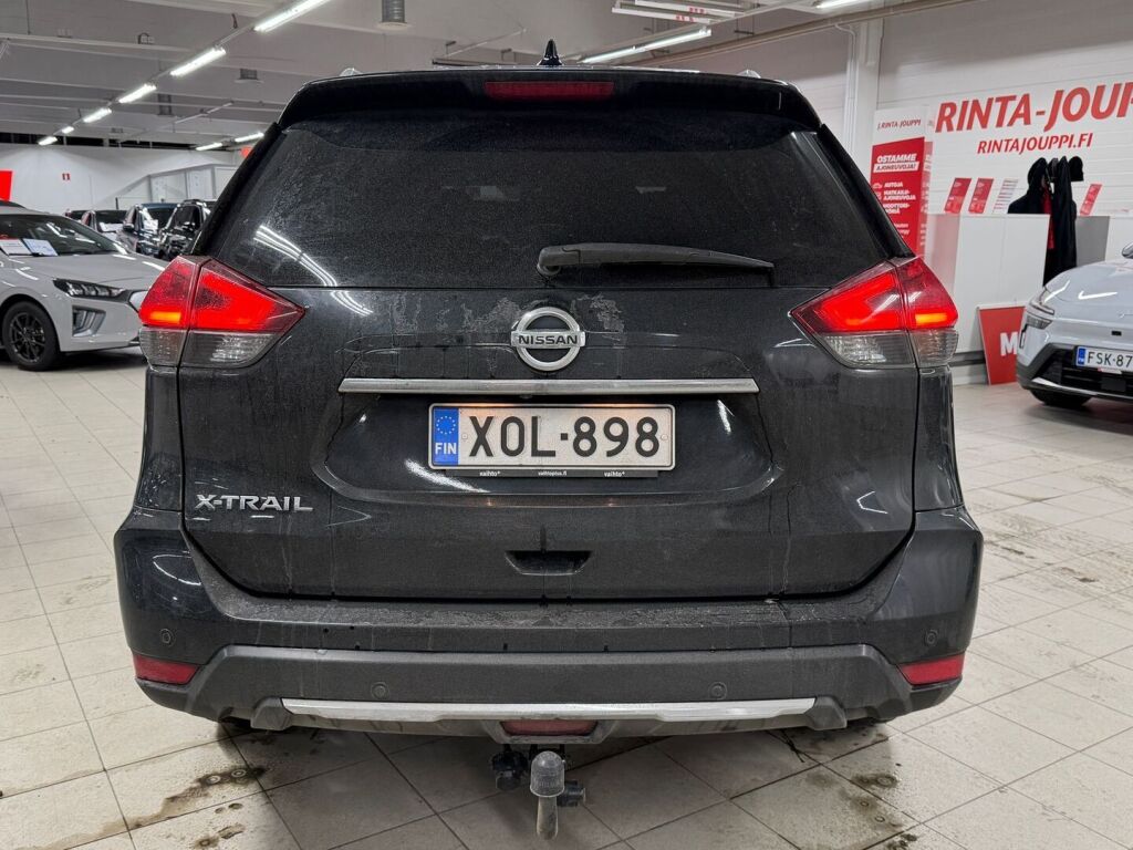 Nissan X-Trail 2018 Musta