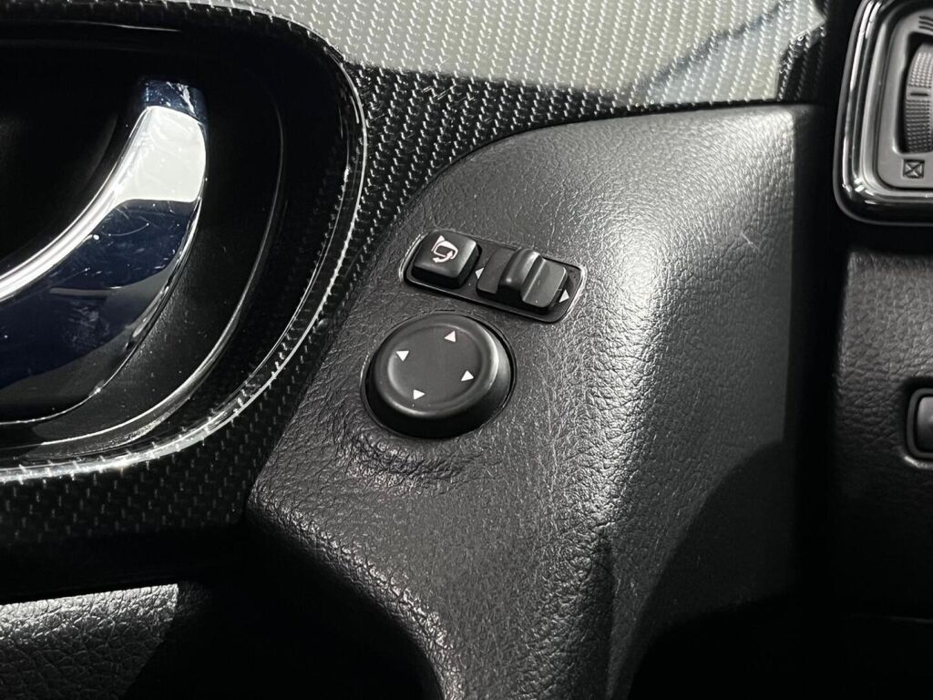 Nissan X-Trail 2018 Musta