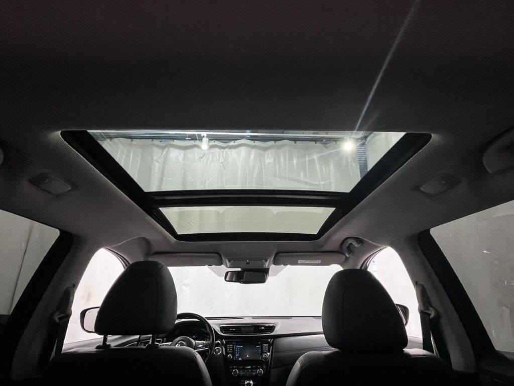 Nissan X-Trail 2018 Musta