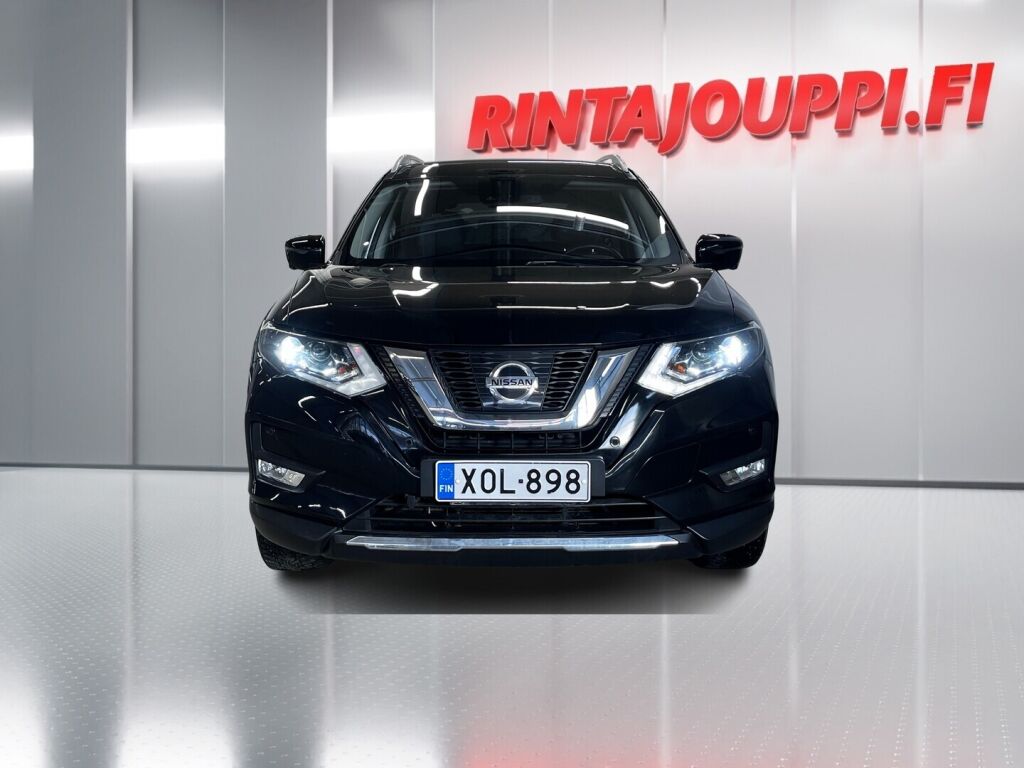 Nissan X-Trail 2018 Musta