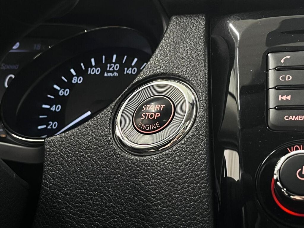 Nissan X-Trail 2018 Musta