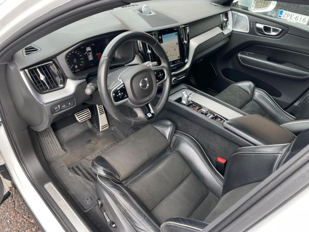 Volvo XC60 2018 Valkoinen