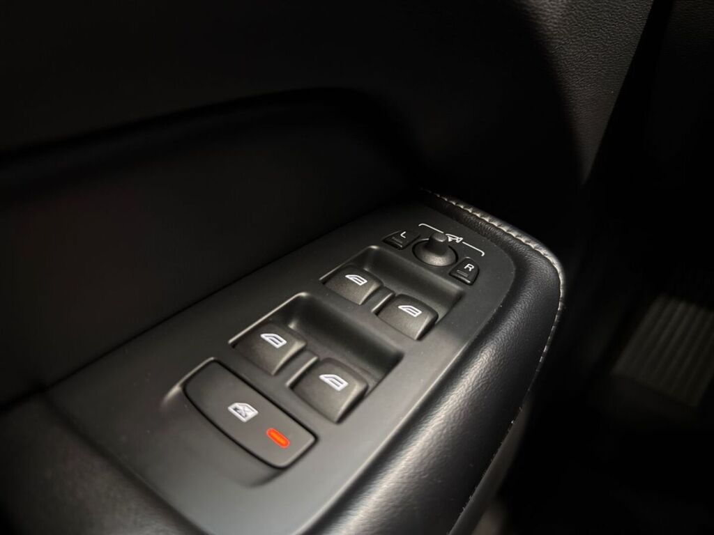 Volvo XC60 2018 Valkoinen