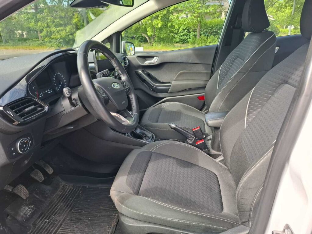 Ford Fiesta 2018 Valkoinen