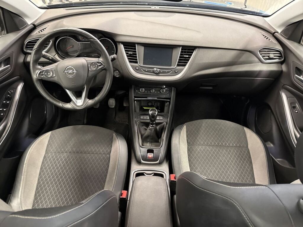 Opel Grandland X 2018 Musta