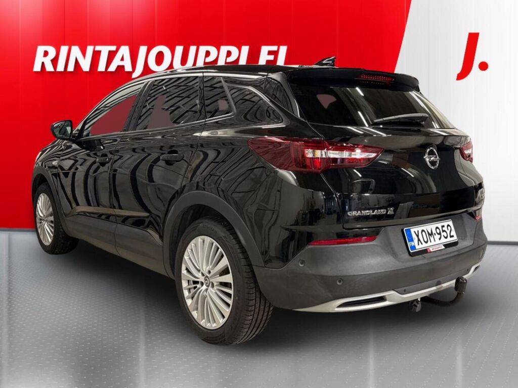 Opel Grandland X 2018 Musta