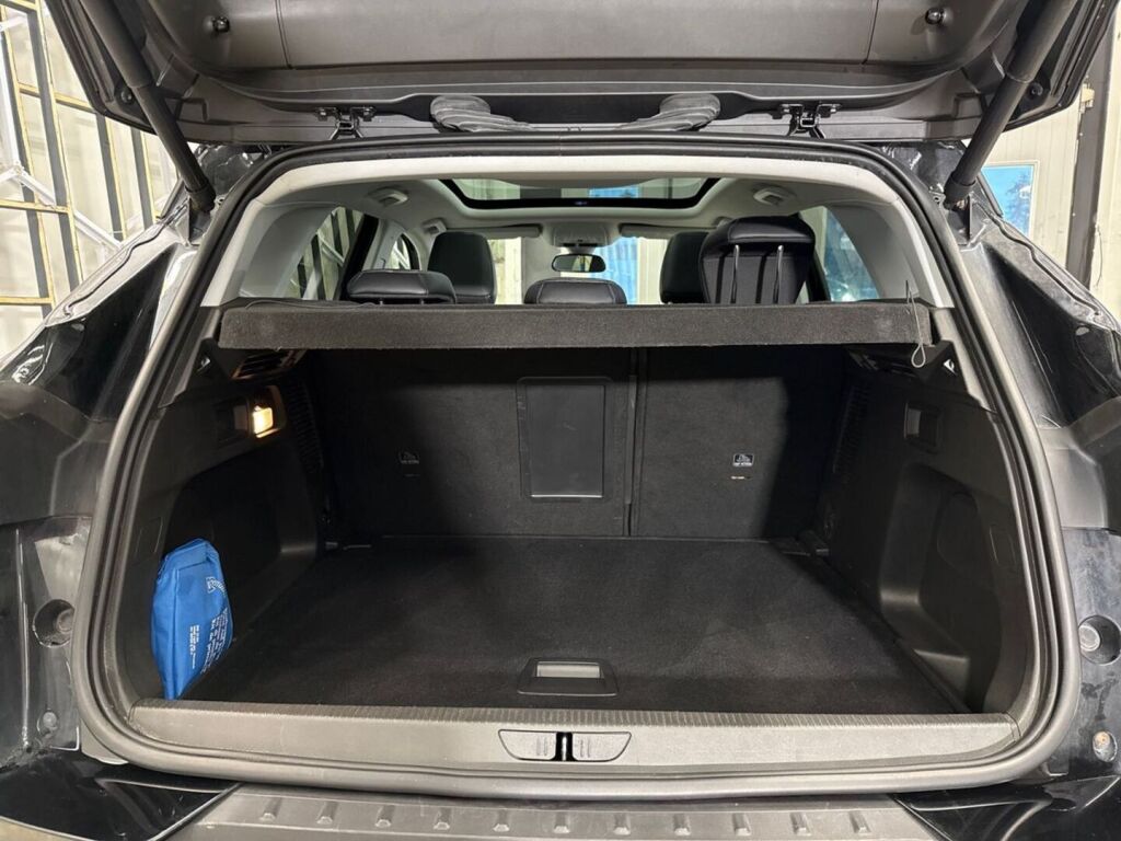 Opel Grandland X 2018 Musta