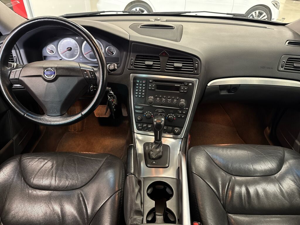 Volvo XC70 2007 Harmaa