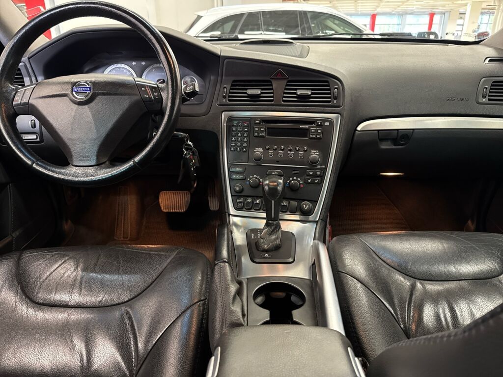Volvo XC70 2007 Harmaa