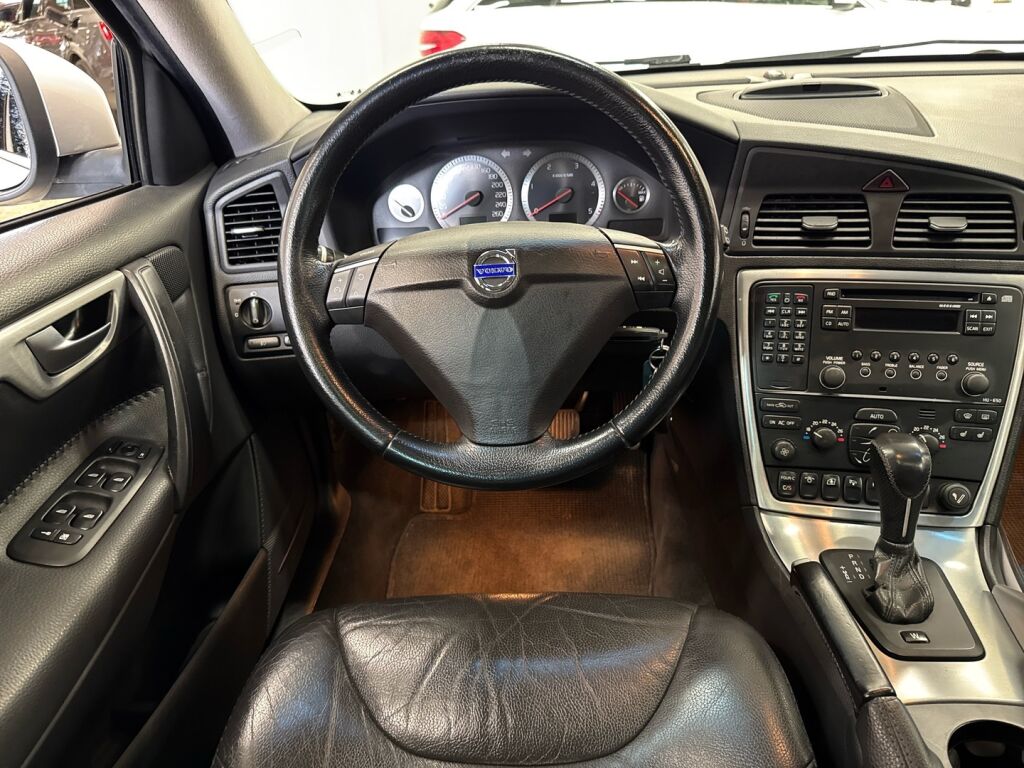 Volvo XC70 2007 Harmaa