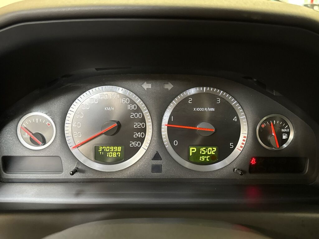 Volvo XC70 2007 Harmaa