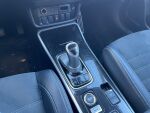 Mitsubishi Outlander PHEV 2018 Ruskea (beige)