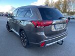 Mitsubishi Outlander PHEV 2018 Ruskea (beige)