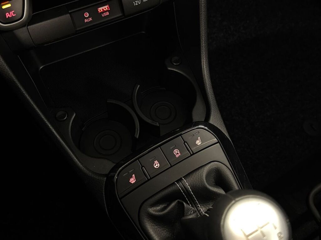 Kia Picanto 2018 Valkoinen