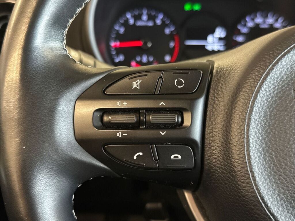 Kia Picanto 2018 Valkoinen