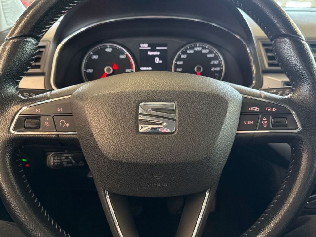 Seat Arona 2018 Metallinhohto Oranssi