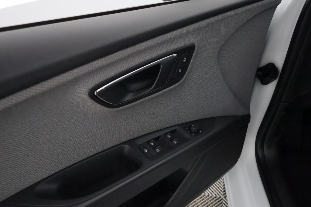 Seat Leon 2018 Valkoinen