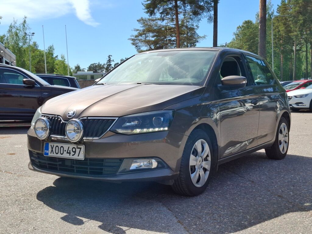 Skoda Fabia 2018 Ruskea (beige)