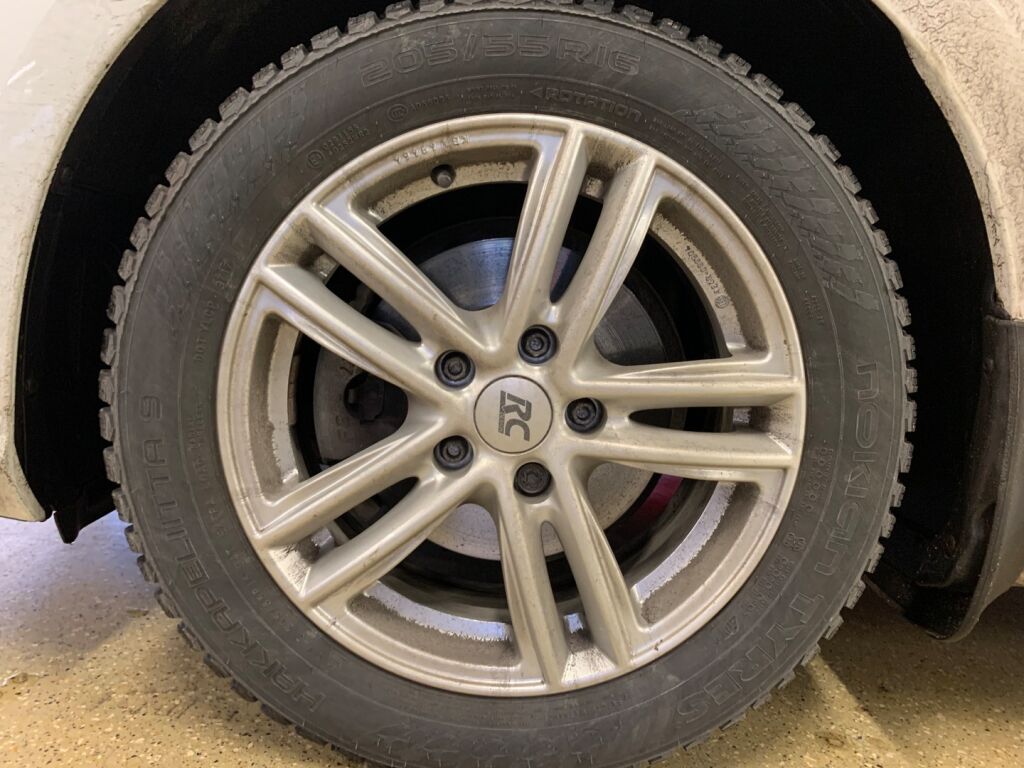 Volkswagen Golf 2018 Valkoinen