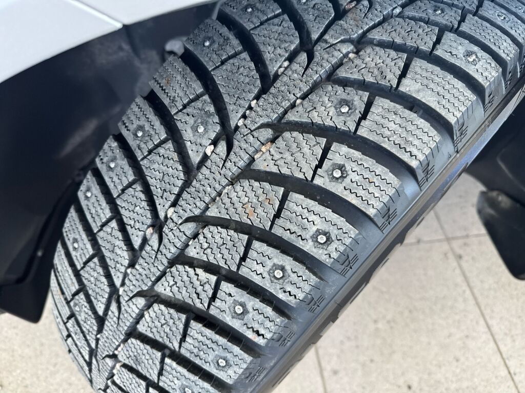 Volvo XC60 2018 Harmaa