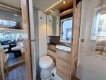 Adria Matrix Axess 600 SC 2018 Valkoinen