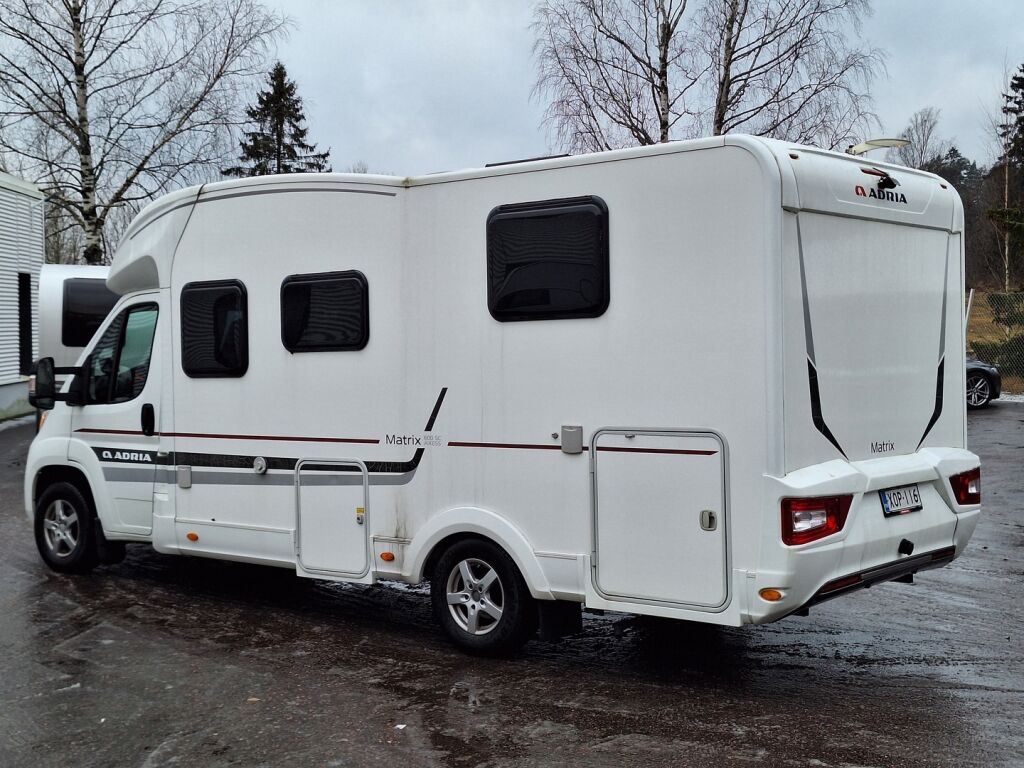 Adria Matrix Axess 600 SC 2018 Valkoinen