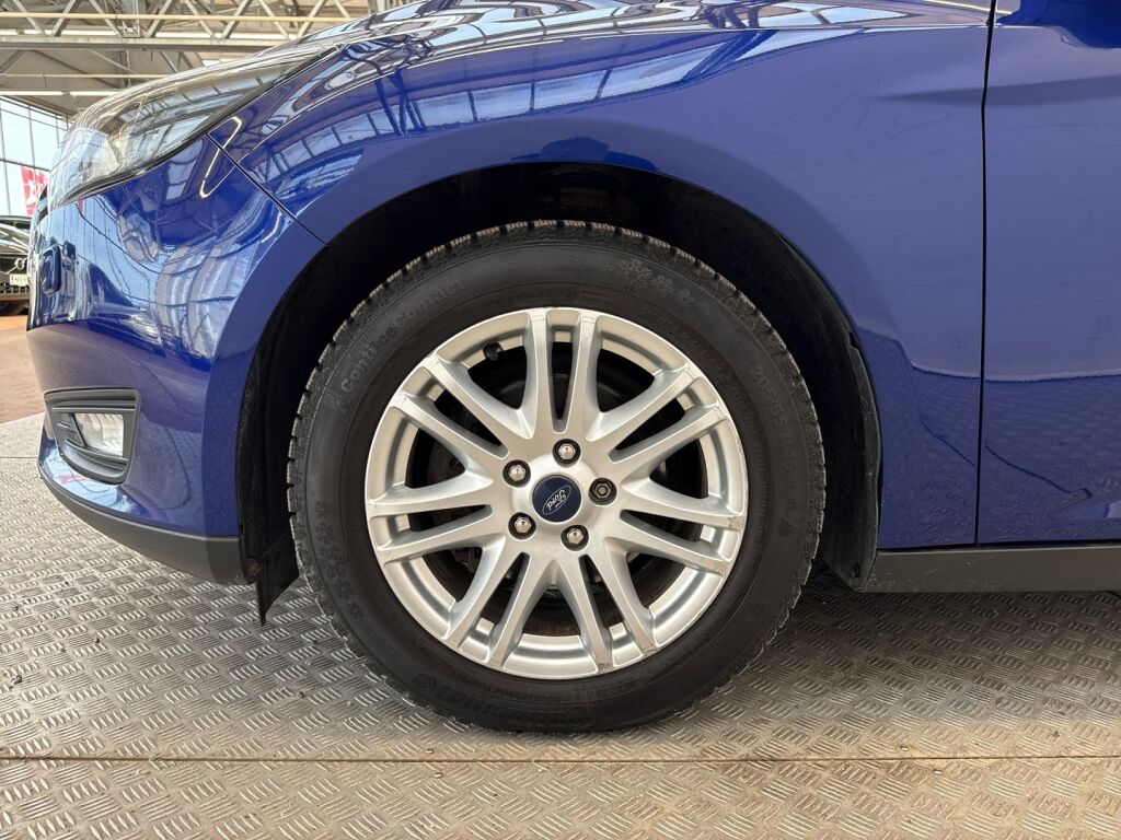 Ford Focus 2018 Sininen
