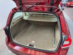 Volvo V70 2014 Punainen