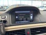 Volvo V70 2014 Punainen