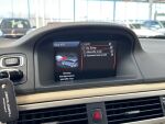 Volvo V70 2014 Punainen
