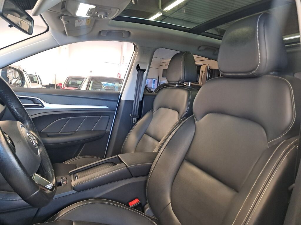 Mg ZS 2021 Valkoinen