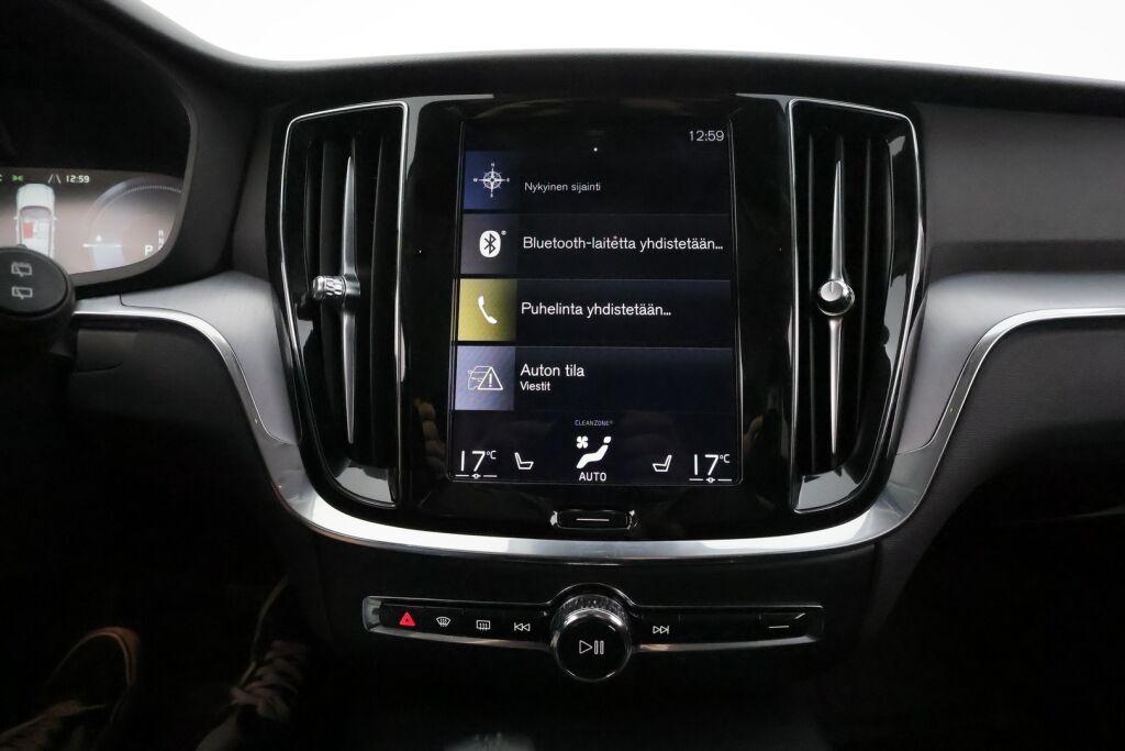 Volvo V60 2020 Valkoinen